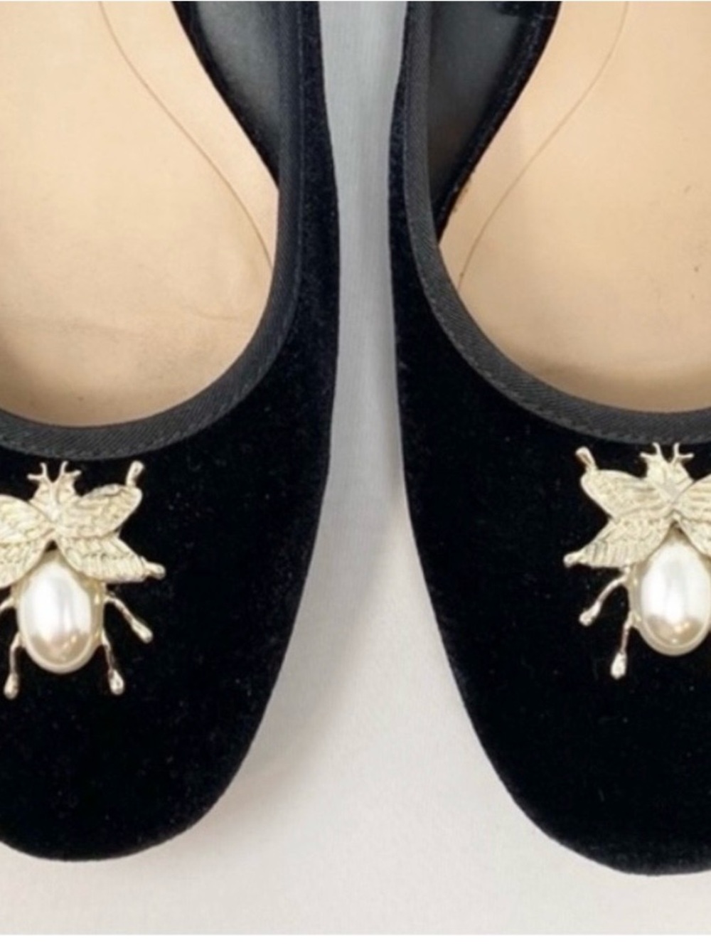 Zara Trafaluc Pearl Bee Embellished Velvet Ballet Flats size 39 - Picture 5 of 7